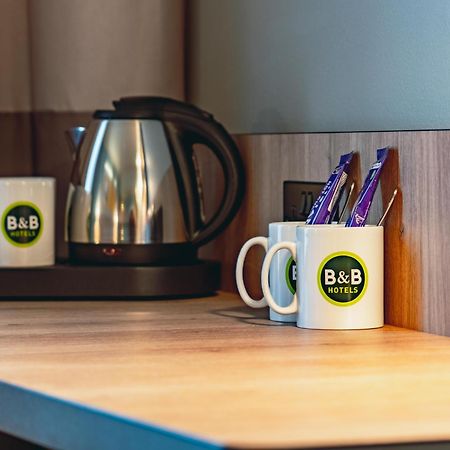 B&B Hotel London Heathrow Слау Экстерьер фото