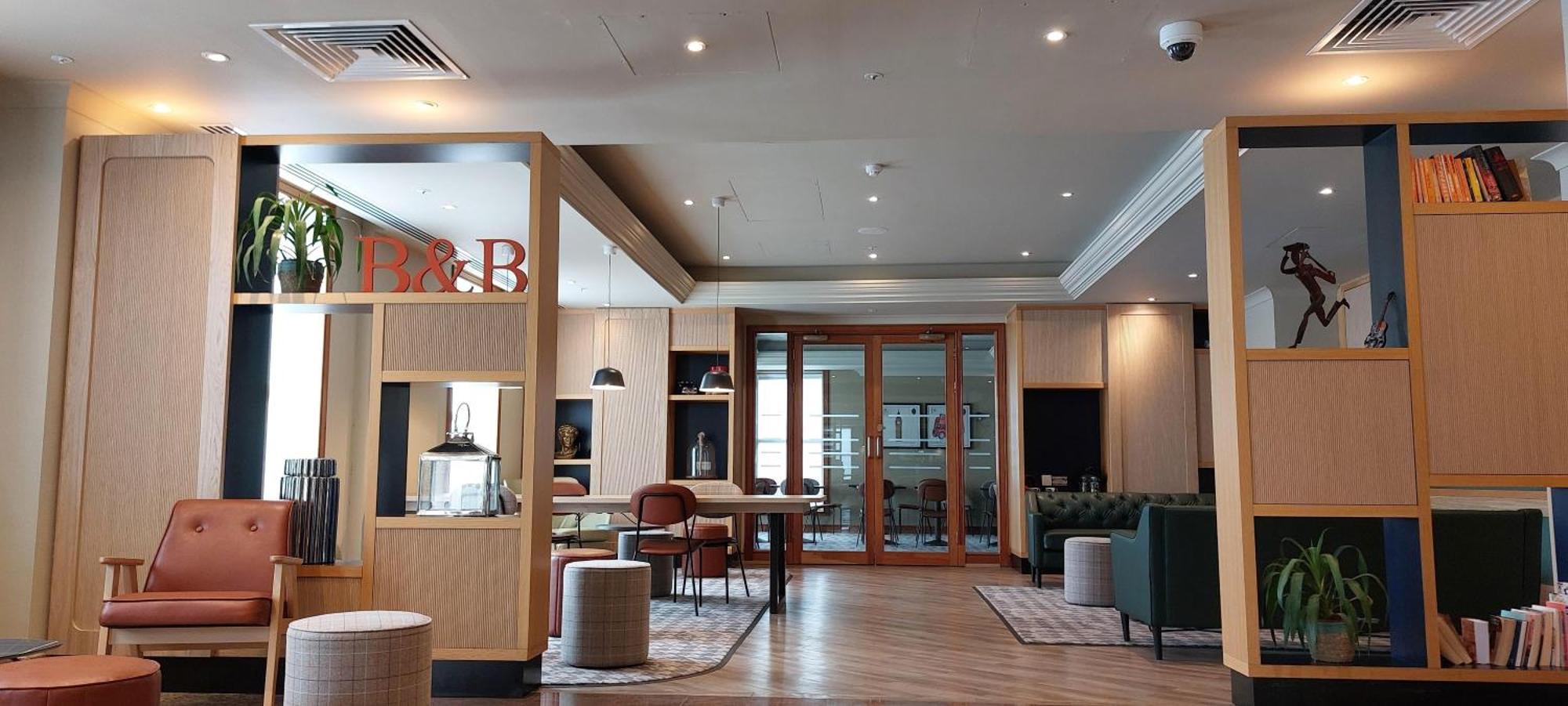 B&B Hotel London Heathrow Слау Экстерьер фото