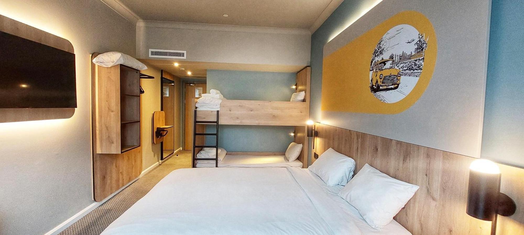 B&B Hotel London Heathrow Слау Экстерьер фото