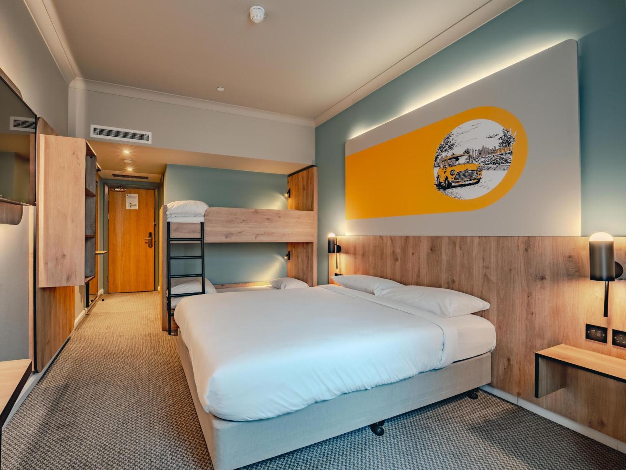 B&B Hotel London Heathrow Слау Экстерьер фото